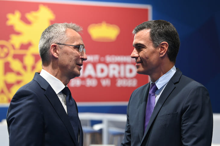 El Presidente Sanchez Junto Al Secretario De La Otan Stoltenberg 1 1