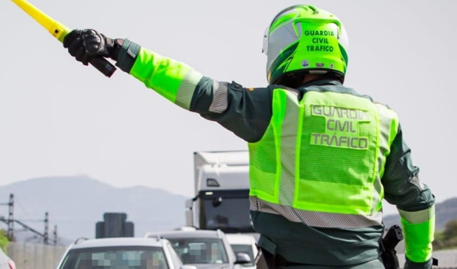 Agente De La Guardia Civil TráFico