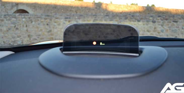 Mini-Cooper-Head-Display-Ag