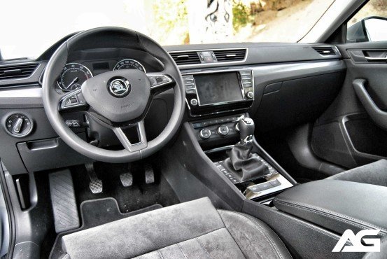 Skoda-Superb-1.4Tsi-Adictos-A-La-Gasolina-4