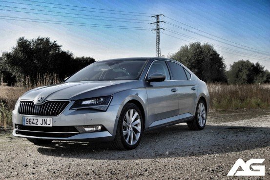 Skoda-Superb-1.4Tsi-Adictos-A-La-Gasolina-7