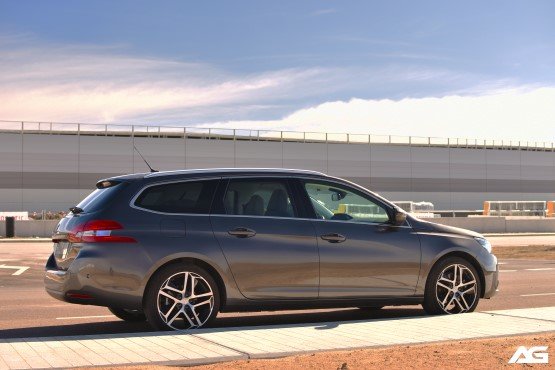 Prueba-Peugeot-308-Sw-Allure-2.0-Hdi-Adictos-A-La-Gasolina-04