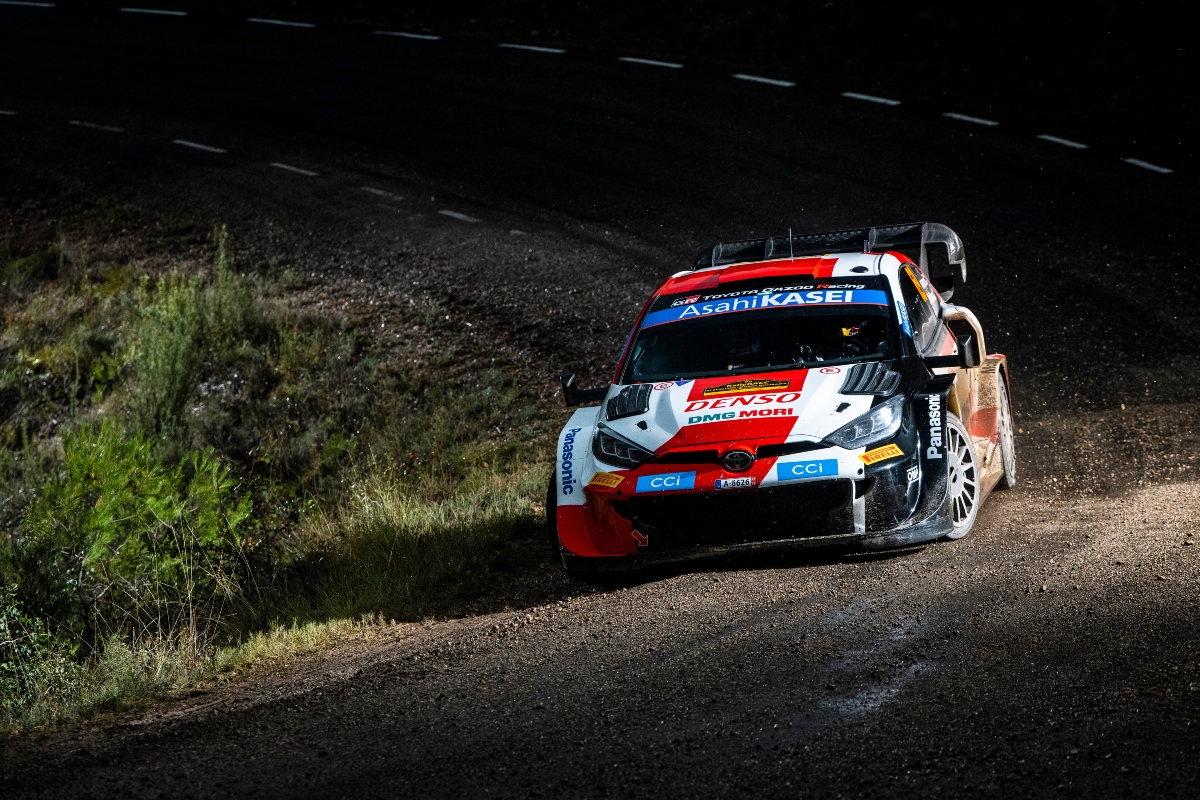 Kalle RovanperÄ En El Rallyracc 2022 Con Su Toyota Gr Yaris Rally1